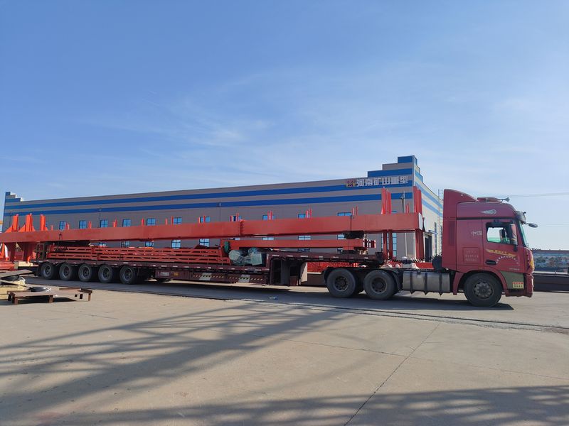 電動葫蘆門式起重機  2臺 MHxh10t—24m 制作完成，發(fā)往湖北交付客戶使用